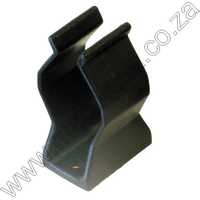 C CELL MAGLITE WALL MOUNTING CLAMP (1 ONLY)